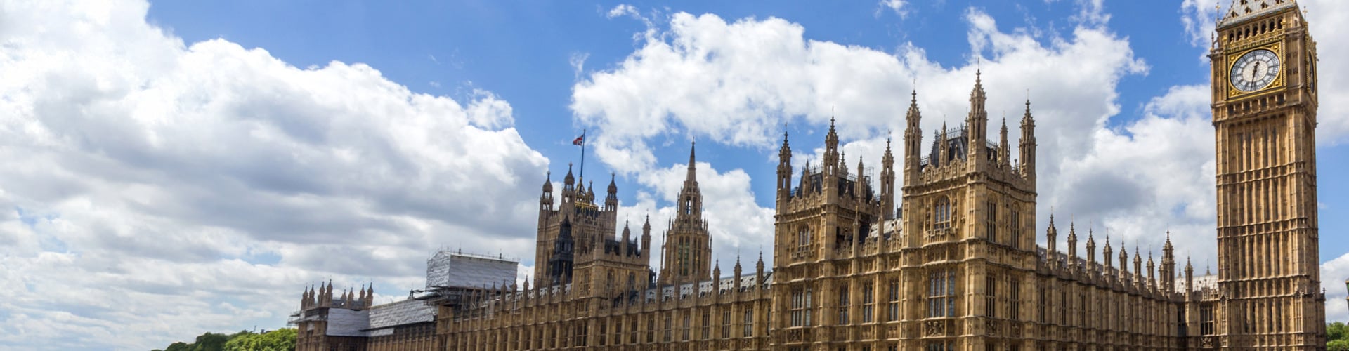Skyline view of Houses of Parliament and Big Ben in Westminster, London